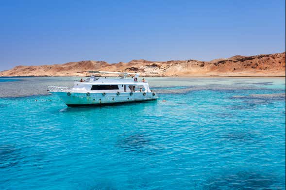 Excursion en bateau et snorkeling sur l'île de Tiran